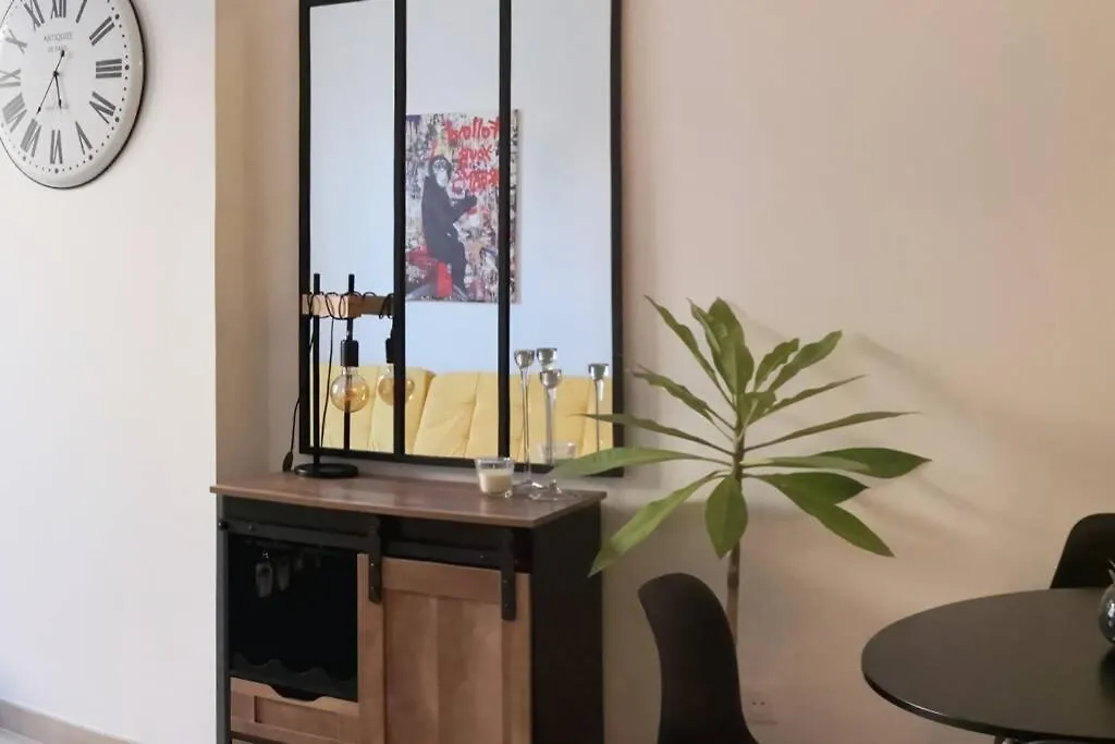 Appartement 60m² avec vue sur le Vieux Port... à Marseille 0*,  France